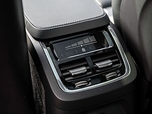 Volvo  T8 Inscription Expression Recharge AWD