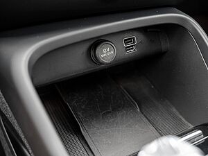 Volvo  T5 Ultimate Dark Recharge Plug-In Hybrid 2W