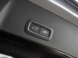 Volvo  T5 Ultimate Dark Recharge Plug-In Hybrid 2W