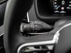 Volvo  T8 AWD R Design Edition LED 360° 7-SITZER