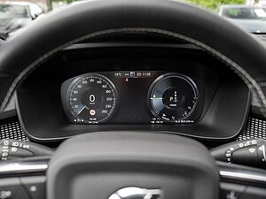 Volvo  T5 R-Design Recharge
