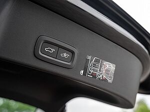 Volvo  T5 R-Design Recharge