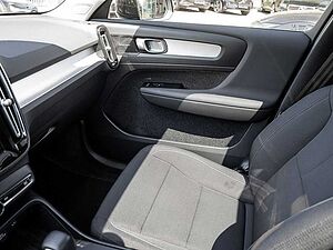 Volvo  T2 Momentum KAMERA H/K NAVI W-LAN LED PANO