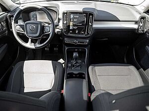 Volvo  T2 Momentum KAMERA H/K NAVI W-LAN LED PANO