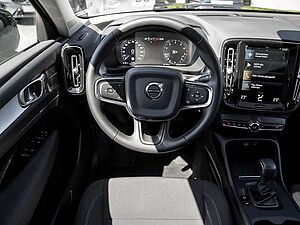 Volvo  T2 Momentum KAMERA H/K NAVI W-LAN LED PANO