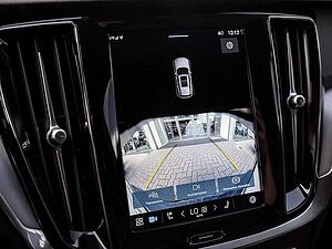 Volvo  B4 Core PDC SHZ KAMERA NAVI W-LAN ACC LED
