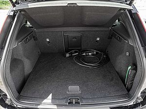 Volvo  R Design Recharge Pure Electric AWD ACC LED