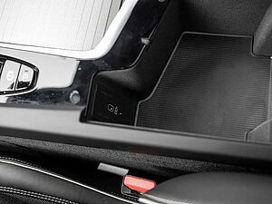Volvo  T8 Twin Engine AWD R-Design