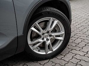 Volvo  T4 Inscription Expression Recharge LED PANO