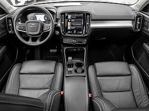 Volvo  T4 Inscription Expression Recharge LED PANO
