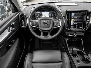 Volvo  T4 Inscription Expression Recharge LED PANO