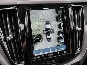 Volvo  B4 Momentum Pro NAVI W-LAN FACEL. LED 360°