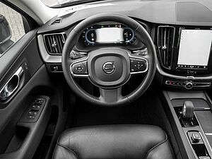 Volvo  B4 Momentum Pro NAVI W-LAN FACEL. LED 360°