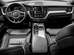 Volvo  T8 AWD R-Design W-LAN HUD STANDHZ LED PANO