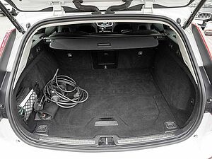 Volvo  T8 Core Recharge Plug-In Hybrid AWD