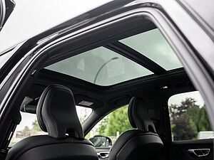 Volvo  T8 R-Design Recharge Plug-In Hybrid AWD