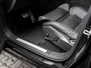 Volvo  T8 R-Design Recharge Plug-In Hybrid AWD