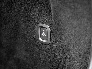 Volvo  T8 R-Design Recharge Plug-In Hybrid AWD