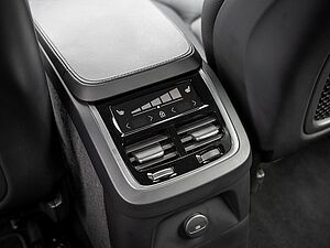 Volvo  T8 AWD Bright