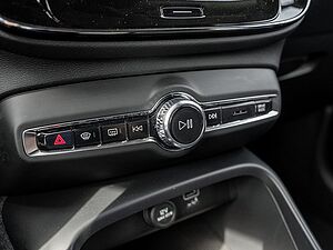 Volvo  T3 Momentum