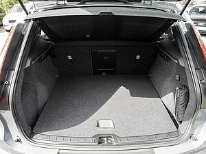 Volvo  T3 Momentum