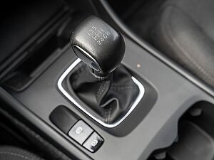 Volvo  T2 Momentum Core