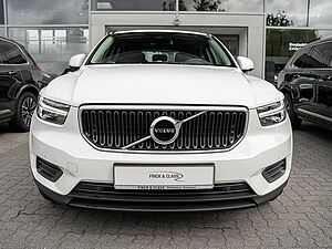 Volvo  T2 Momentum Core