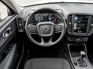 Volvo  T2 Momentum Core