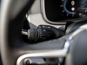 Volvo  T8 AWD Plus Dark