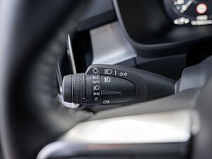 Volvo  T4 Recharge R Design Expression