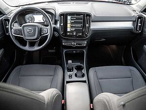 Volvo  T4 Recharge R Design Expression