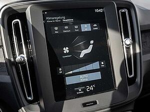 Volvo  T2 Momentum Core