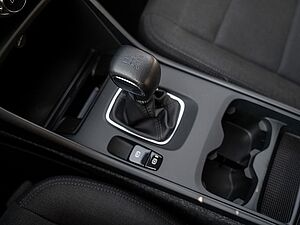 Volvo  T2 Momentum Core