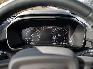 Volvo  T2 Momentum Core