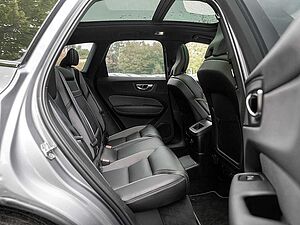 Volvo  T6 AWD R Design
