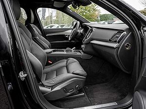 Volvo  Ultimate Dark AWD