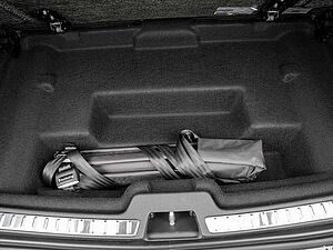 Volvo  Ultimate Dark AWD