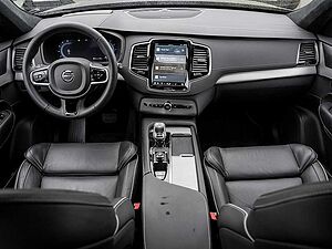 Volvo  Ultimate Dark AWD