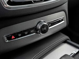 Volvo T8 AWD Plus Dark Panorama, AHK