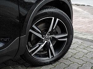 Volvo  T5 Recharge R Design Expression ACC, AHK