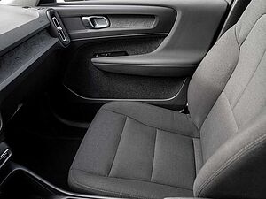 Volvo  T3 Momentum Core