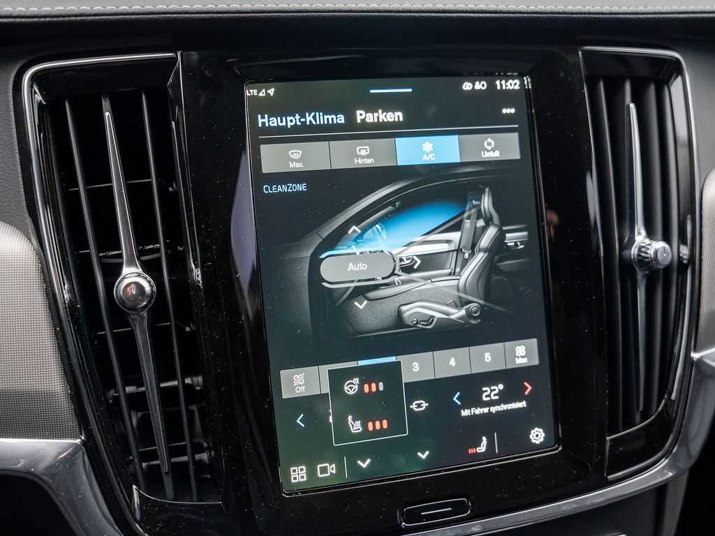 Volvo  T6 AWD Recharge Plus Dark Recharge