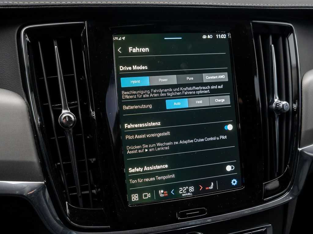 Volvo  T6 AWD Recharge Plus Dark Recharge