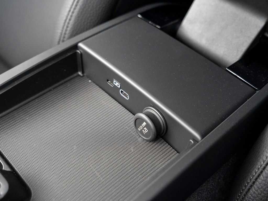 Volvo  T6 AWD Recharge Plus Dark Recharge