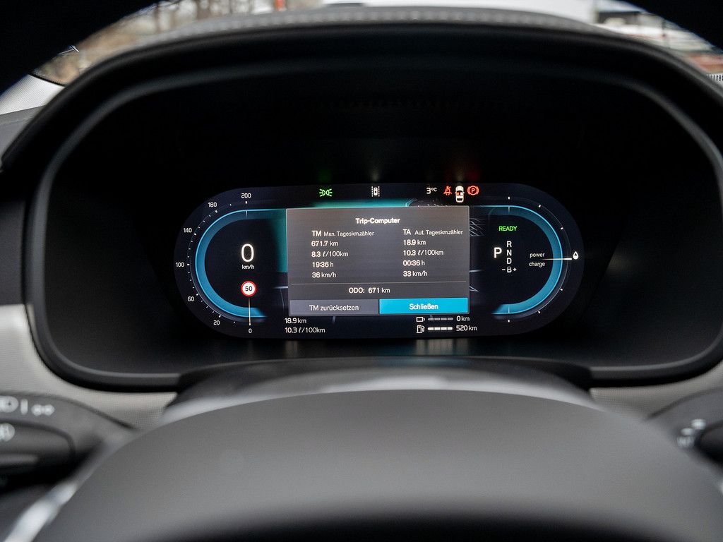 Volvo  T6 AWD Recharge Plus Dark Recharge