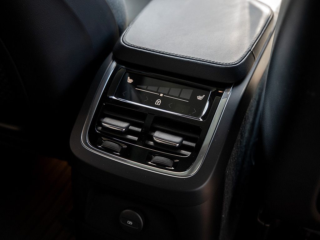 Volvo  T8 AWD Inscription