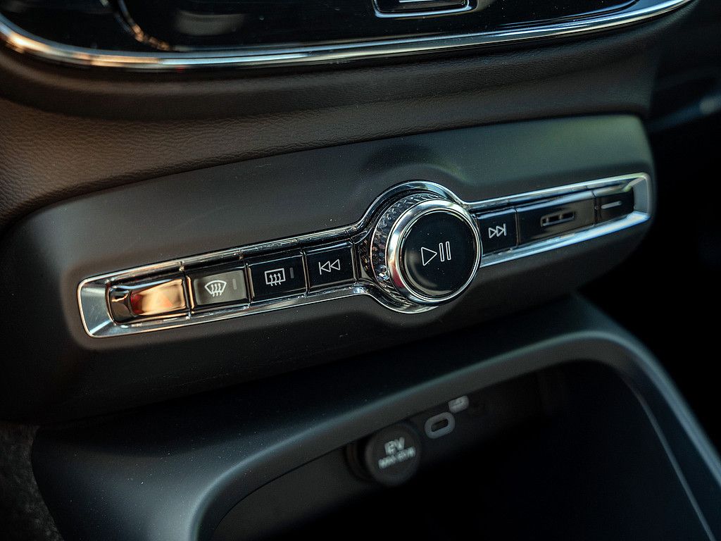 Volvo  Recharge Core
