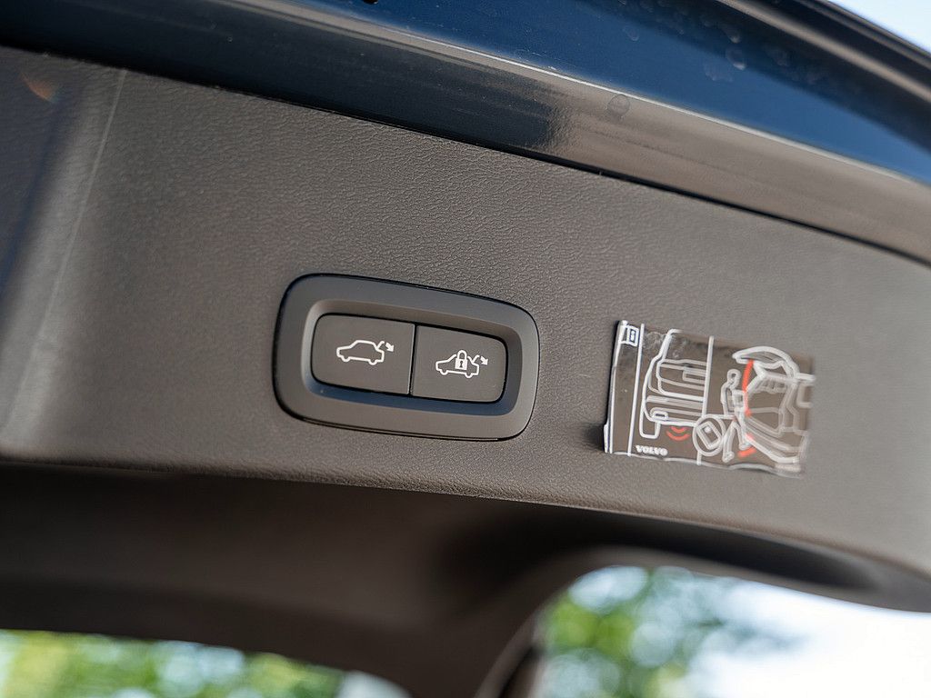 Volvo  Recharge Core