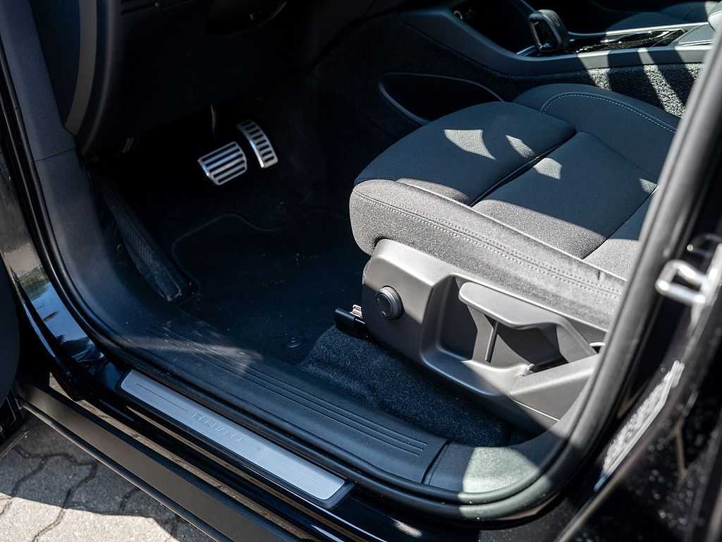 Volvo  Recharge Core
