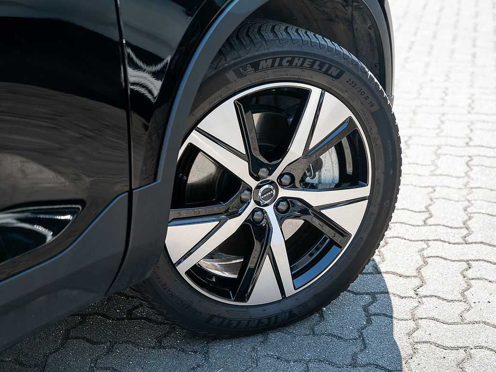 Volvo  Recharge Core